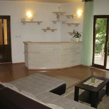 Danijela Apartman Apartamento